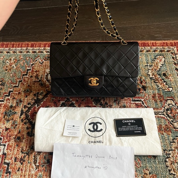 Chanel Classic Vintage Medium Black Double Flap Bag - Picture 3 of 11